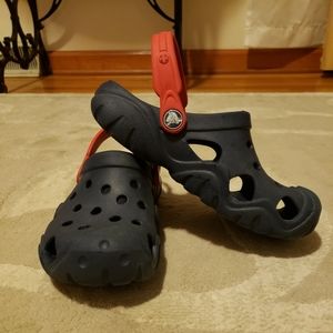 GUC Boys Crocs ( Boy Size 2)